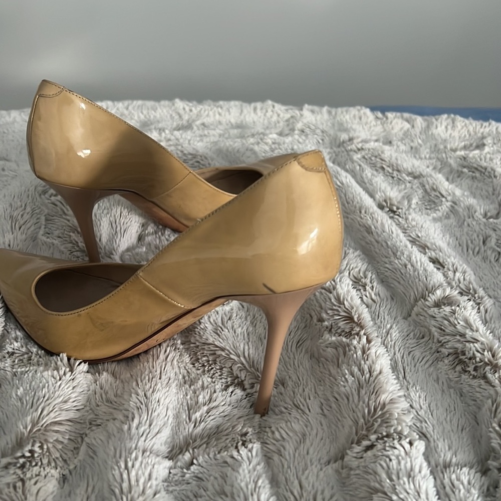 Jimmy Choo - Picture 3 of 4